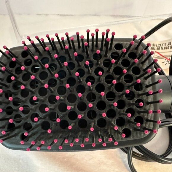 REVLON One-Step Hair Dryer and Styler, RVDR5212 All-in-One - Picture 3 of 6